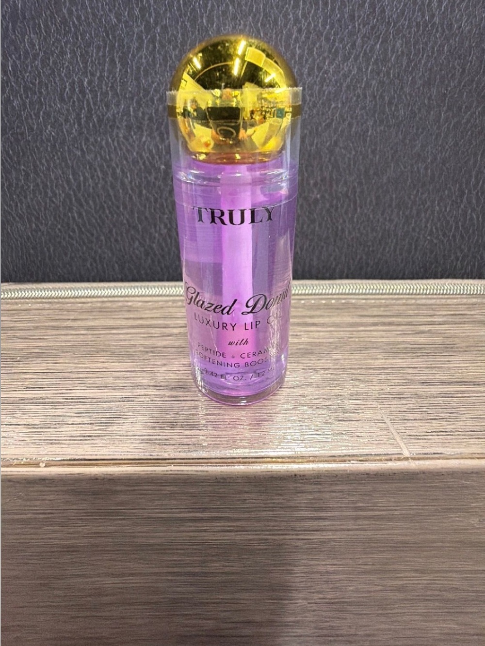 TRULY Glazed donut Luxury Lip oil. Sealed.